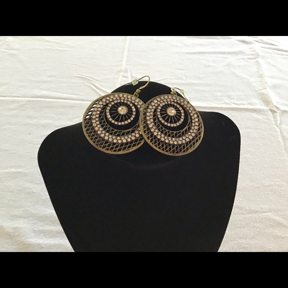 Necklace - Picture 3 of 5